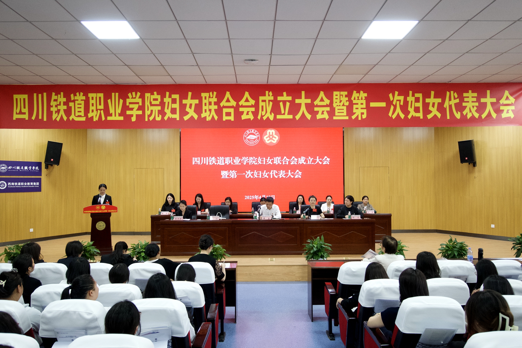 26B754811B2B819DB347A5BEE1CA587F_副本.jpg